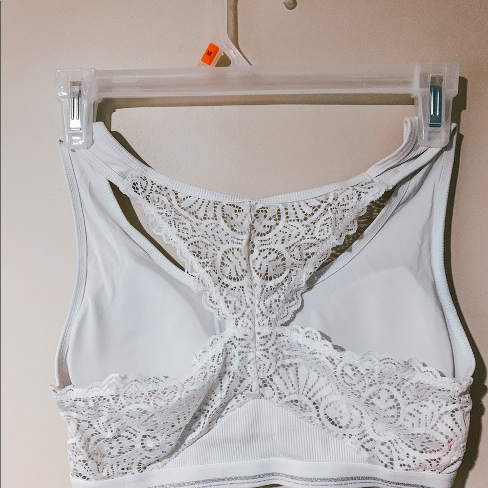 Sports bra - Picture 2 of 2